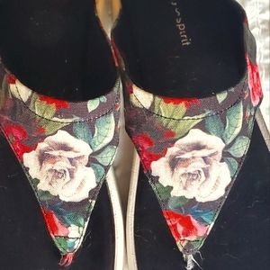 Black Floral Platform Thong
